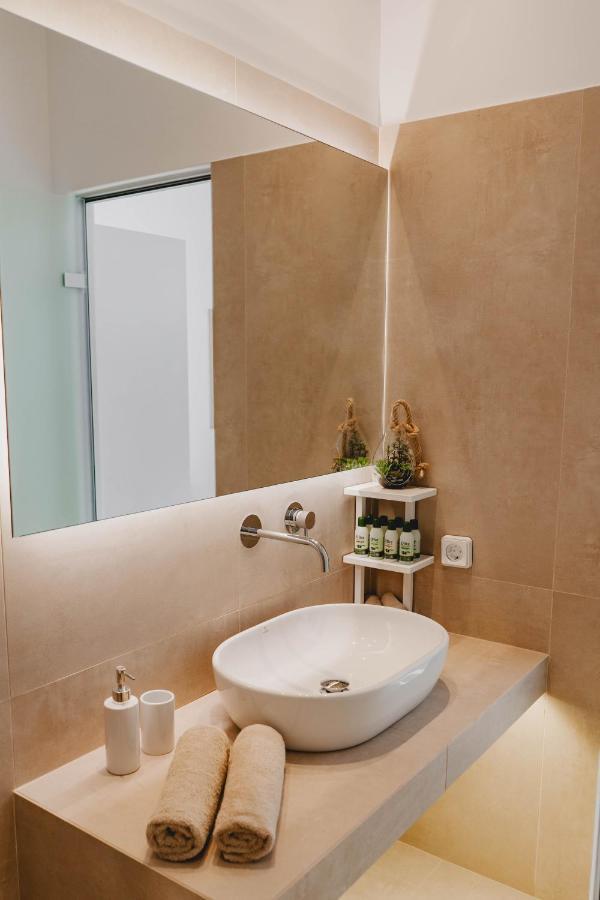 Bay View Residence Mykonos Town Esterno foto